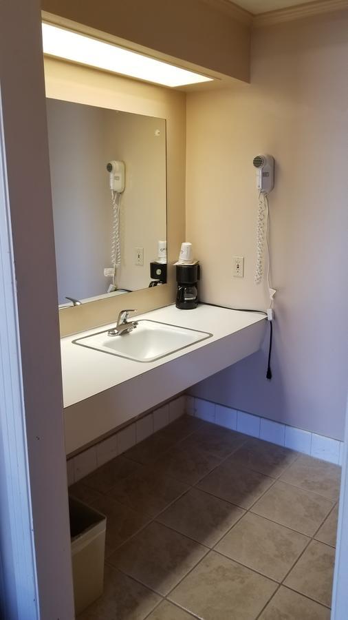 Scottish Inns Mcminnville Екстериор снимка