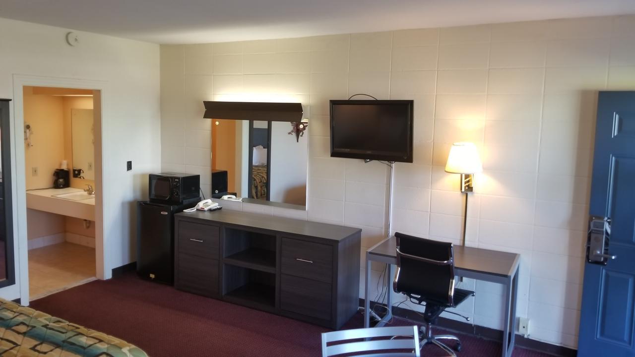 Scottish Inns Mcminnville Екстериор снимка
